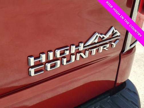 2022 Chevrolet Silverado 1500 High Country