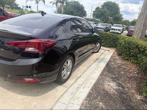 Phantom Black 2020 Hyundai ELANTRA SEL