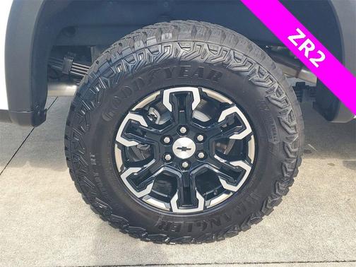 2025 Chevrolet Silverado 1500 ZR2