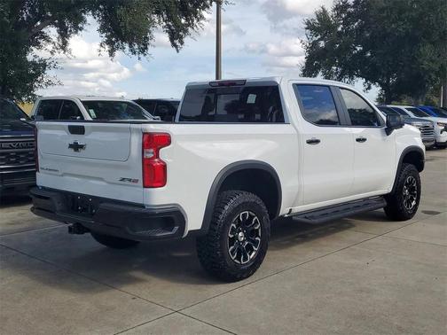 2025 Chevrolet Silverado 1500 ZR2