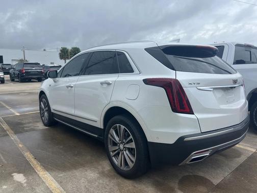 2021 Cadillac XT5 Premium Luxury