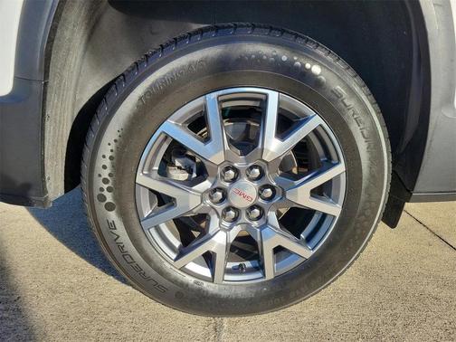 2023 GMC Acadia FWD SLT