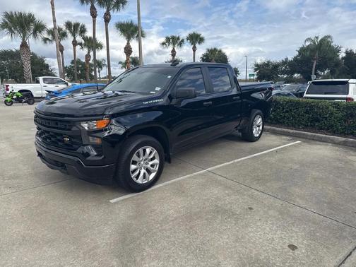 2024 Chevrolet Silverado 1500 Custom