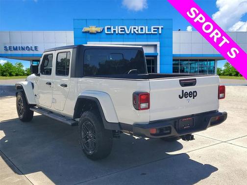 2024 Jeep Gladiator Sport S