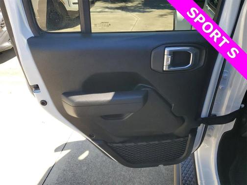 2024 Jeep Gladiator Sport S