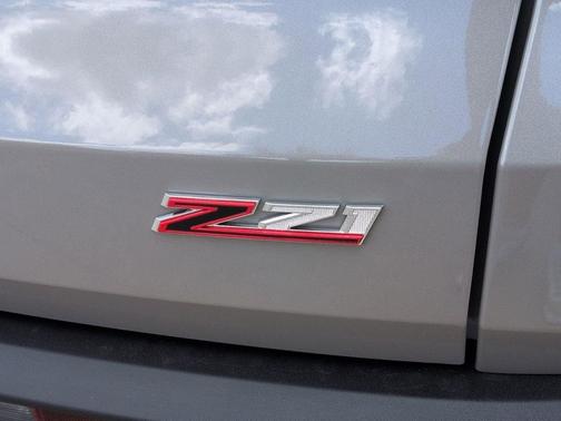 Sandstone Gray 2026 Chevrolet Traverse AWD Z71