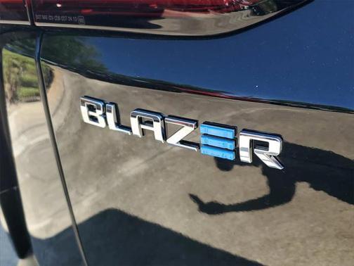 2025 Chevrolet Blazer EV AWD LT