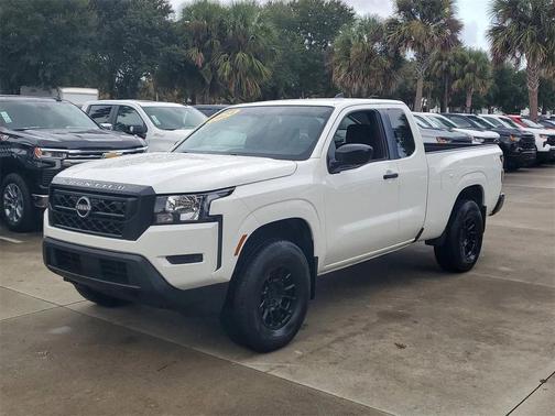 2024 Nissan Frontier S