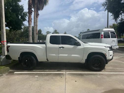 2024 Nissan Frontier S
