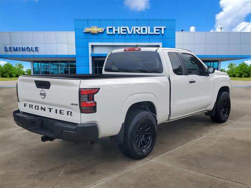 2024 Nissan Frontier S