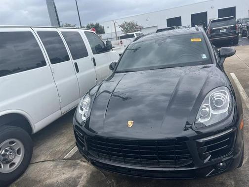 2018 Porsche Macan S