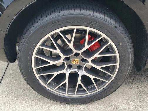 2018 Porsche Macan S