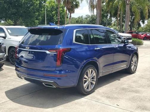 2023 Cadillac XT6 Premium Luxury FWD