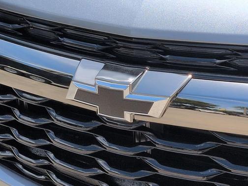 Sterling Gray Metallic 2026 Chevrolet Trailblazer RS
