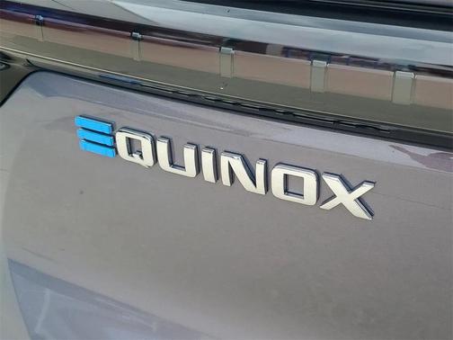 2025 Chevrolet Equinox EV LT
