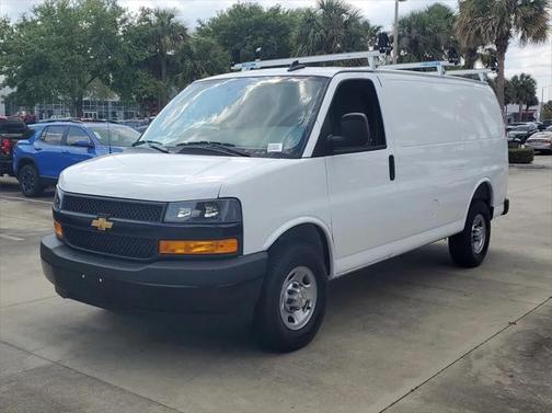 2025 Chevrolet Express 2500 RWD 2500 Regular Wheelbase WT