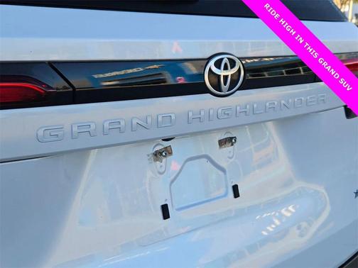 2024 Toyota Grand Highlander XLE