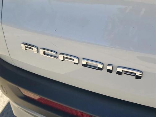 2025 GMC Acadia FWD Elevation