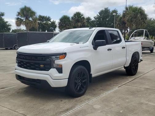 2025 Chevrolet Silverado 1500 Custom