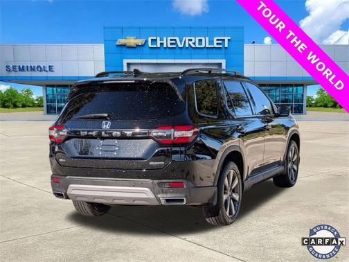 2025 Honda Pilot Touring 8-Passenger