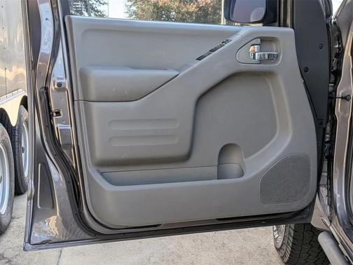 2016 Nissan Frontier Desert Runner