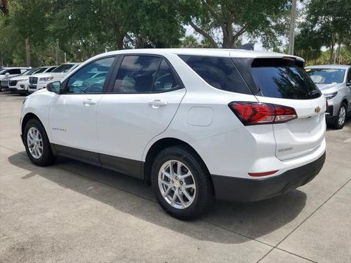 2022 Chevrolet Equinox LS