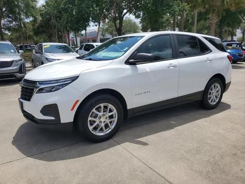 2022 Chevrolet Equinox LS