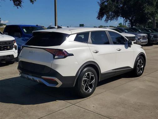 2025 Kia Sportage LX