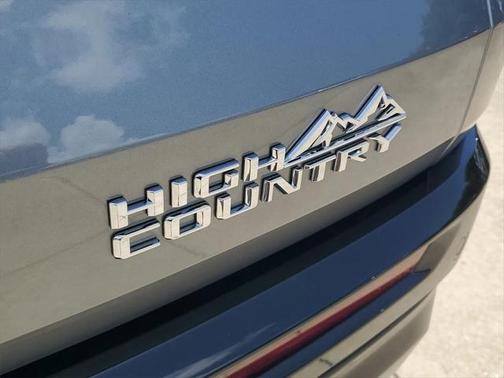 2025 Chevrolet Traverse High Country