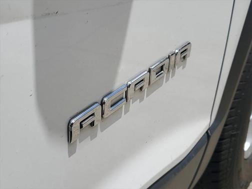 2017 GMC Acadia SLE-1