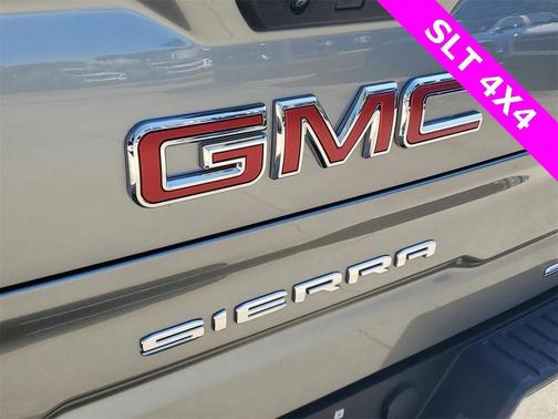 2025 GMC Sierra 1500 SLT