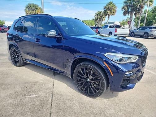 Tanzanite Blue II Metallic 2020 BMW X5 M50i