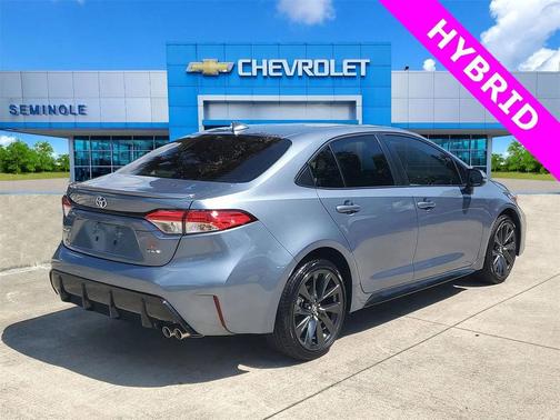 2025 Toyota Corolla Hybrid SE