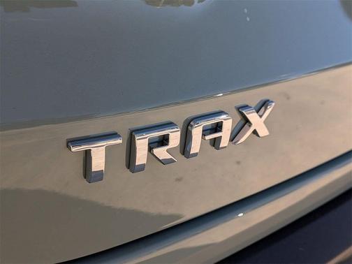Cacti Green 2026 Chevrolet Trax FWD ACTIV