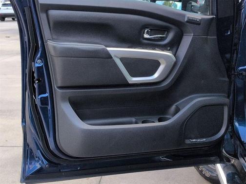 2017 Nissan Titan PRO-4X