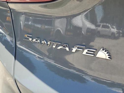 2023 Hyundai SANTA FE HEV SEL Premium