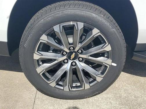 2026 Chevrolet Suburban High Country, RWD