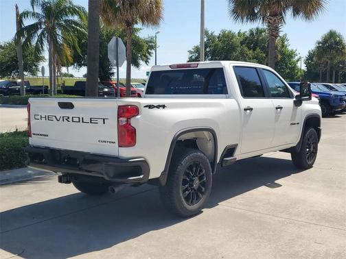2025 Chevrolet Silverado 2500 Custom