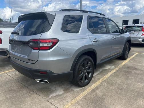 2024 Honda Pilot Sport