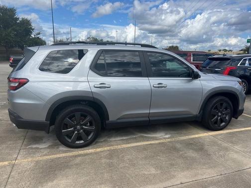 2024 Honda Pilot Sport