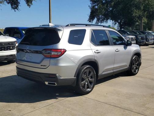 2024 Honda Pilot Sport