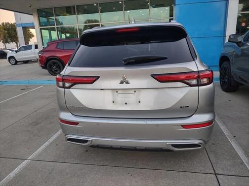 2022 Mitsubishi Outlander SEL 2.5 2WD