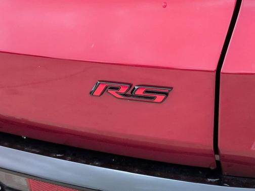 Radiant Red Tintcoat 2026 Chevrolet Traverse RS