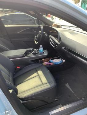 2025 Cadillac LYRIQ Sport