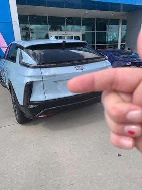 2025 Cadillac LYRIQ Sport