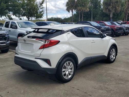 2020 Toyota C-HR LE