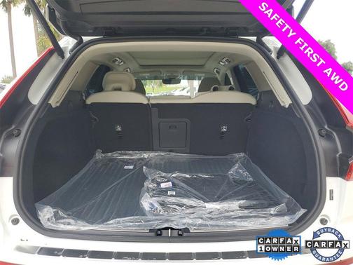 2025 Volvo XC60 Plus