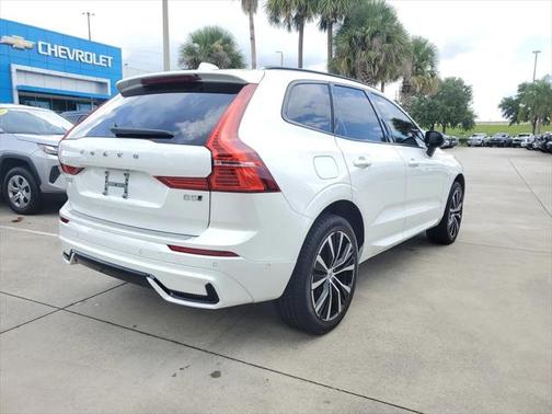 2025 Volvo XC60 Plus