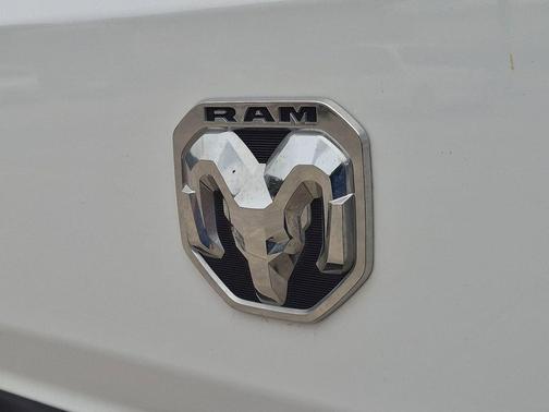 Bright White Clearcoat 2025 RAM ProMaster 2500 Tradesman