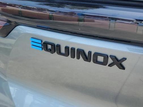 2025 Chevrolet Equinox EV RS